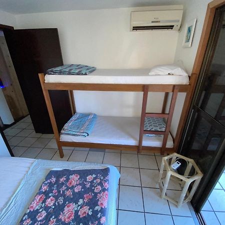 Quatro Ilhas Beach Hostel ボンビーニャス エクステリア 写真
